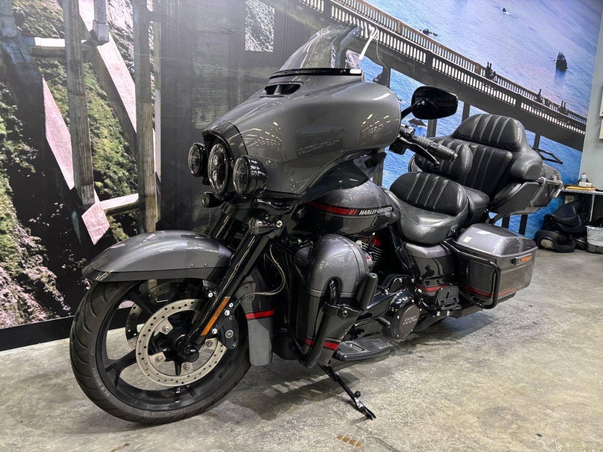 2020 HARLEY-DAVIDSON FLHTKSE CVO LIMITED CRUISER