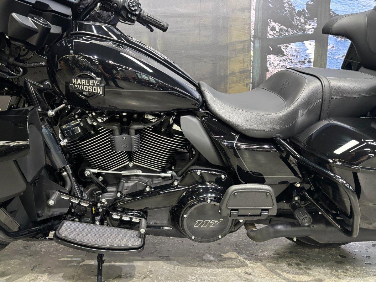 2025 HARLEY-DAVIDSON FLHXU STREET GLIDE ULTRA (117) TOURER