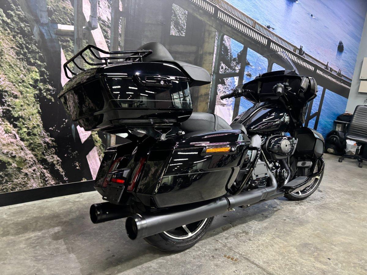 2025 HARLEY-DAVIDSON FLHXU STREET GLIDE ULTRA (117) TOURER