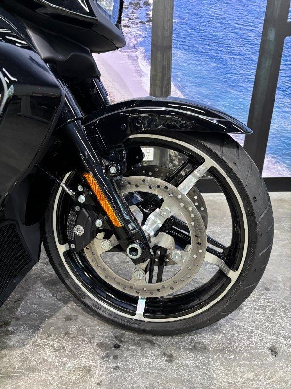 2025 HARLEY-DAVIDSON FLHXU STREET GLIDE ULTRA (117) TOURER