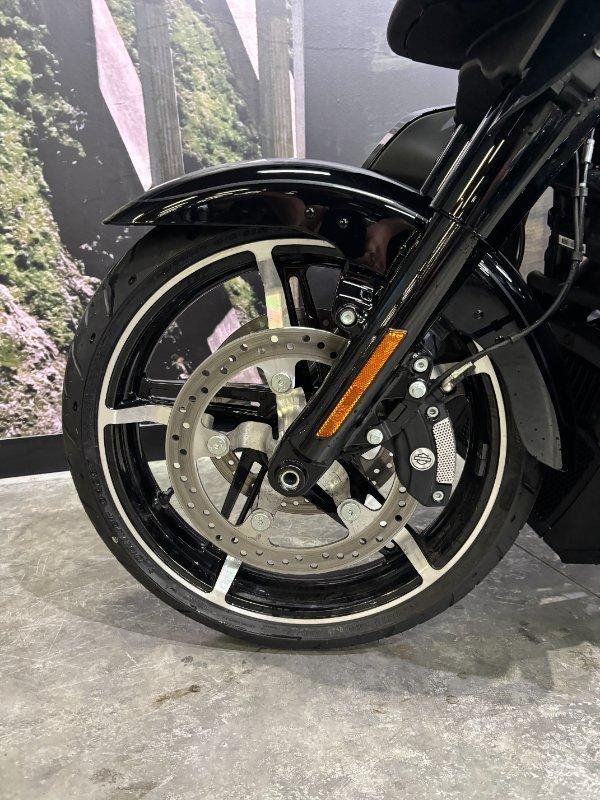 2025 HARLEY-DAVIDSON FLHXU STREET GLIDE ULTRA (117) TOURER