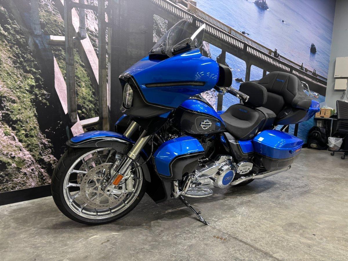 2026 HARLEY-DAVIDSON FLHXLSE CVO STR GLIDE LTD(121) CRUISER