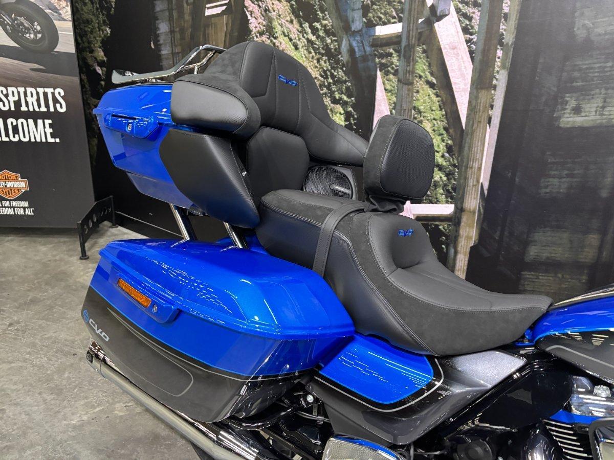 2026 HARLEY-DAVIDSON FLHXLSE CVO STR GLIDE LTD(121) CRUISER
