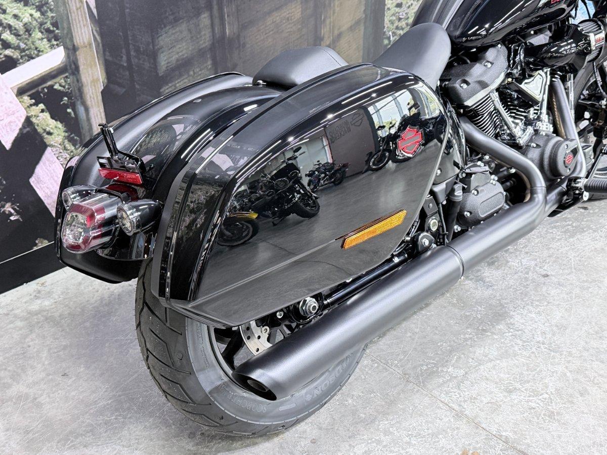 2026 HARLEY-DAVIDSON FXLRST LOW RIDER ST (117) CRUISER