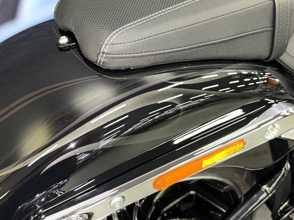 2025 HARLEY-DAVIDSON FXBR BREAKOUT (117) CRUISER