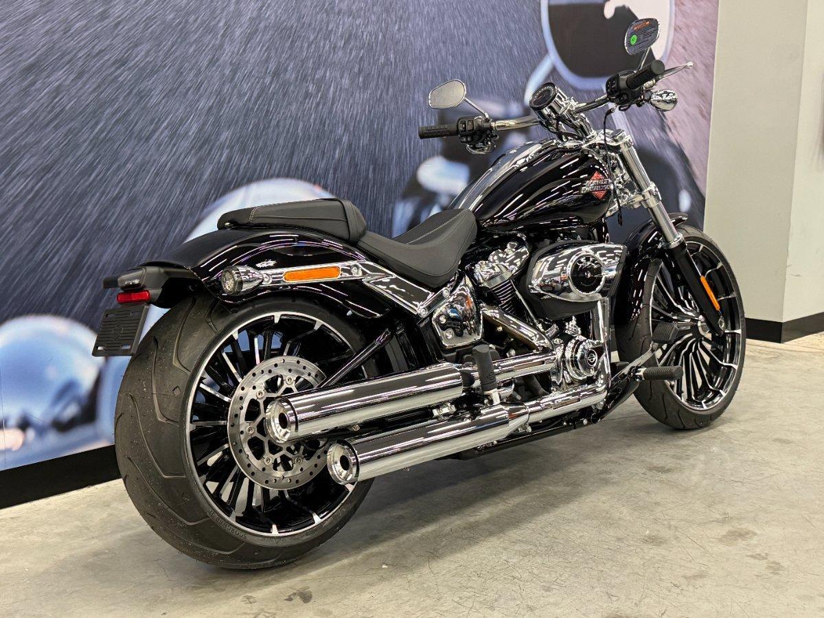 2025 HARLEY-DAVIDSON FXBR BREAKOUT (117) CRUISER