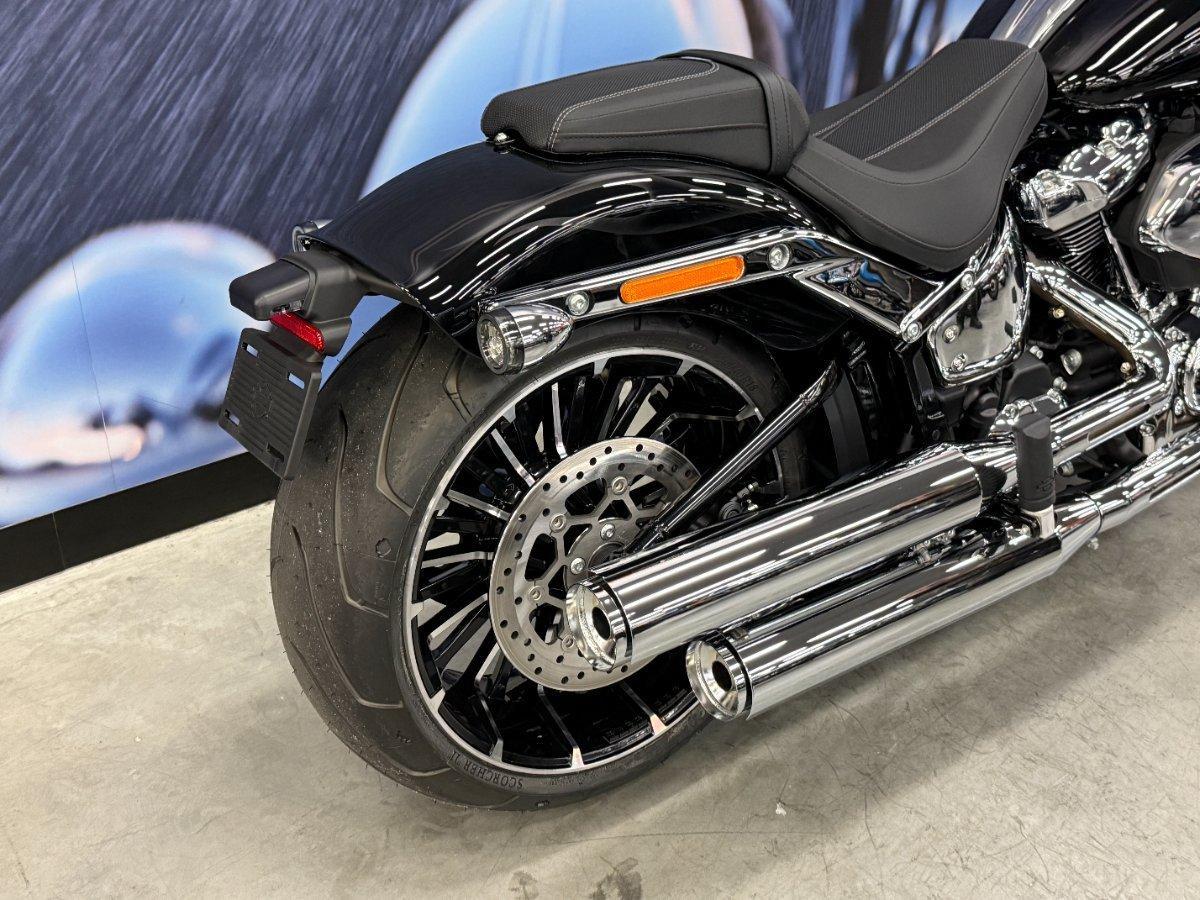 2025 HARLEY-DAVIDSON FXBR BREAKOUT (117) CRUISER