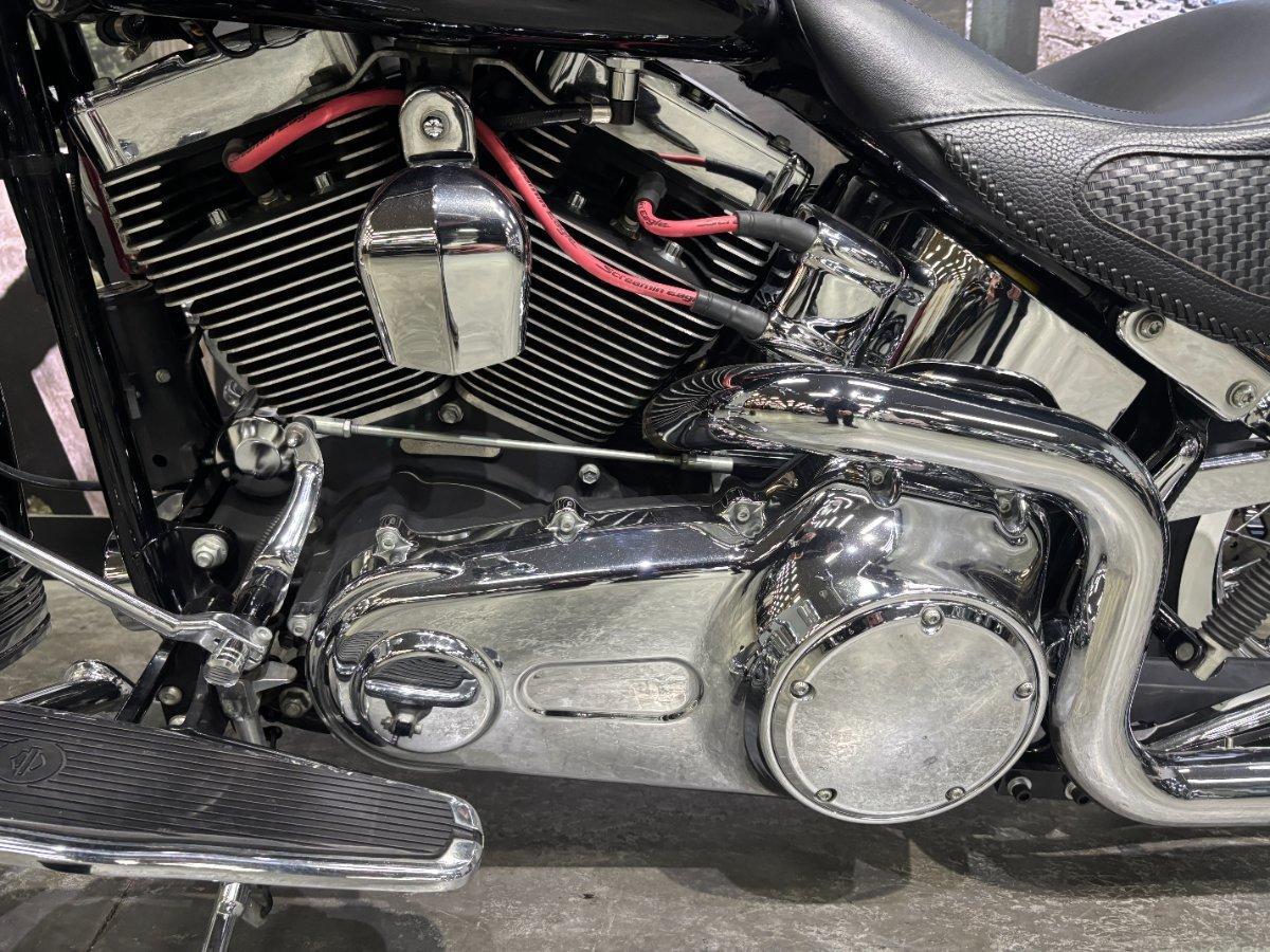 2011 HARLEY-DAVIDSON FLSTN SOFTAIL DELUXE CRUISER