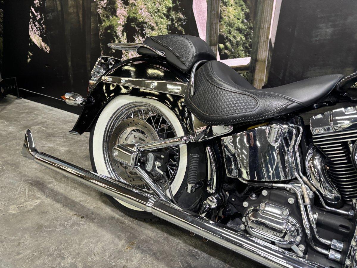 2011 HARLEY-DAVIDSON FLSTN SOFTAIL DELUXE CRUISER