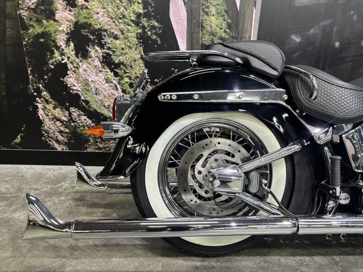 2011 HARLEY-DAVIDSON FLSTN SOFTAIL DELUXE CRUISER