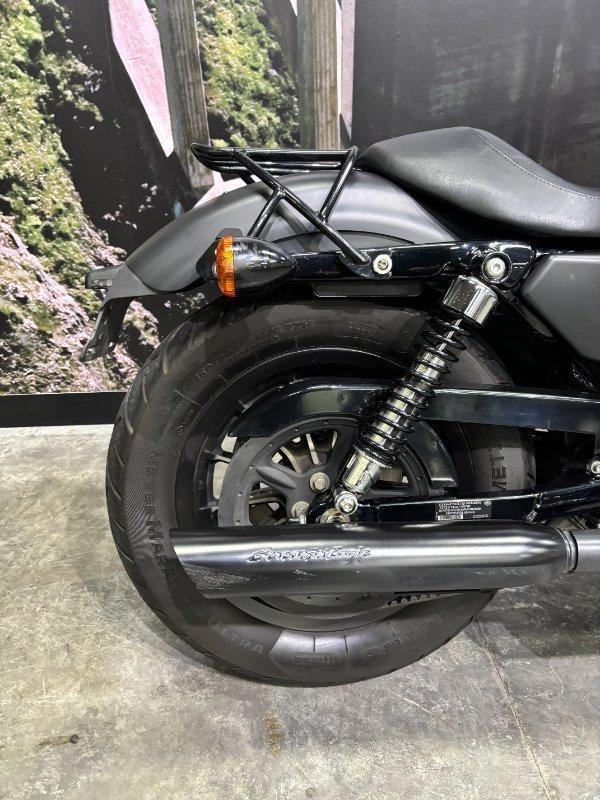 2010 HARLEY-DAVIDSON XL883N IRON 883 CRUISER
