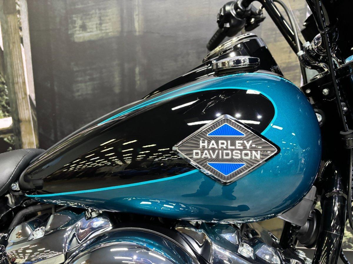 2026 HARLEY-DAVIDSON FLHC HERITAGE CLASSIC (117) CRUISER