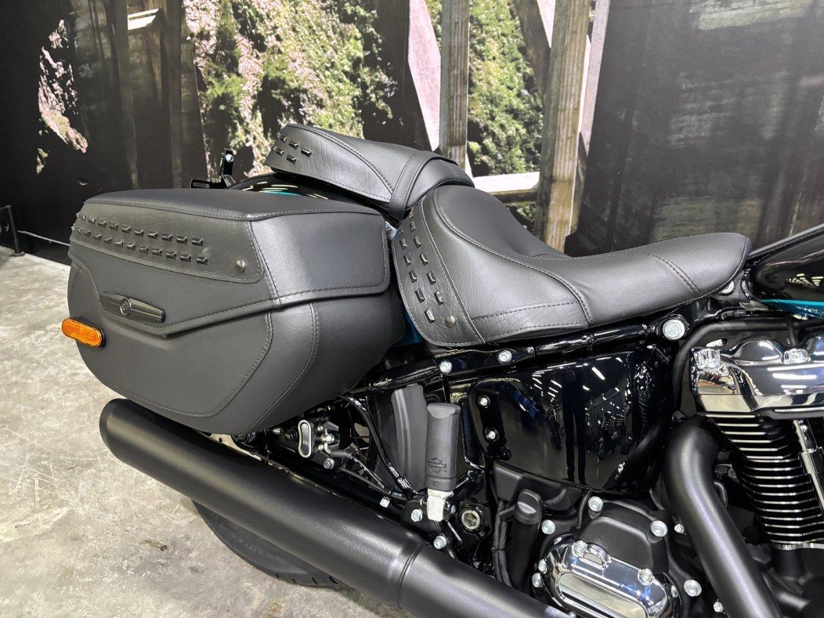2026 HARLEY-DAVIDSON FLHC HERITAGE CLASSIC (117) CRUISER