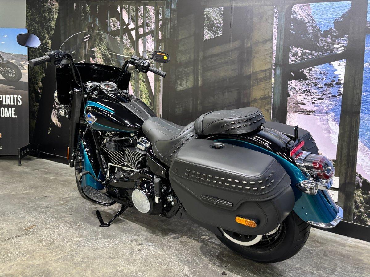 2026 HARLEY-DAVIDSON FLHC HERITAGE CLASSIC (117) CRUISER