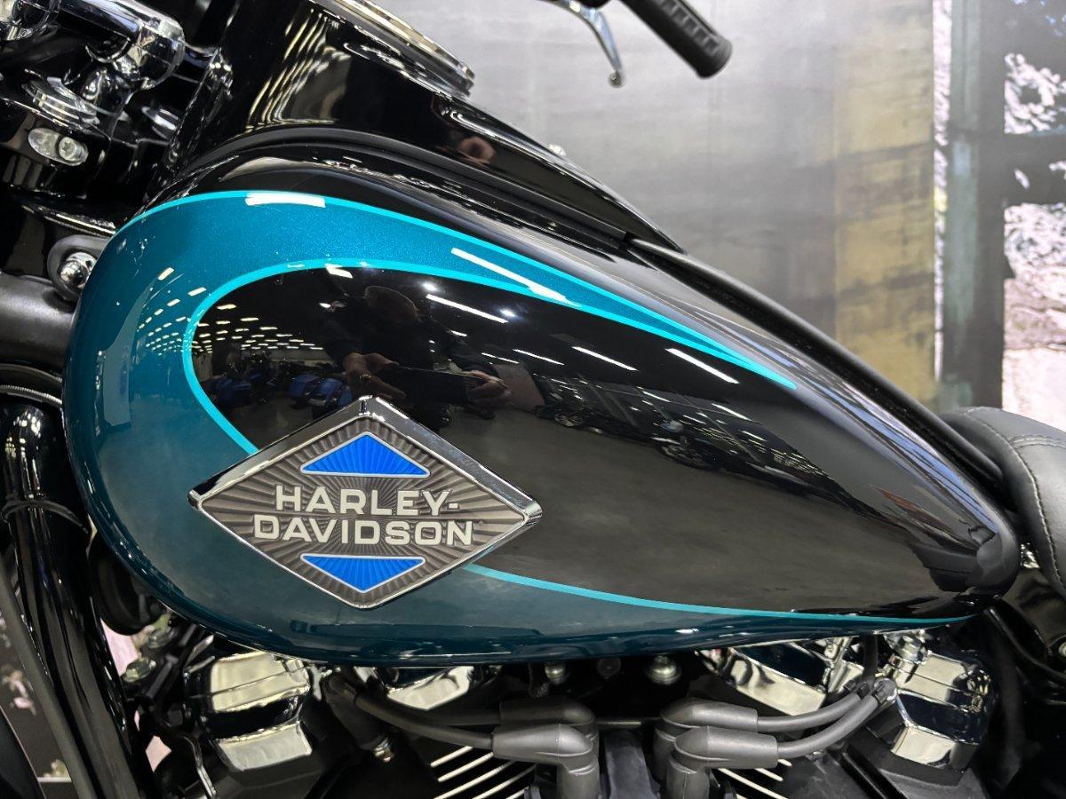 2026 HARLEY-DAVIDSON FLHC HERITAGE CLASSIC (117) CRUISER