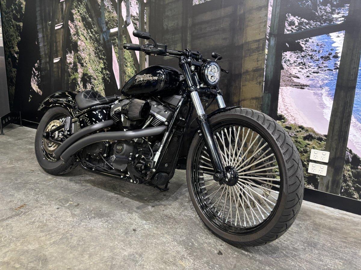 2020 HARLEY-DAVIDSON FXBB STREET BOB (107) CRUISER