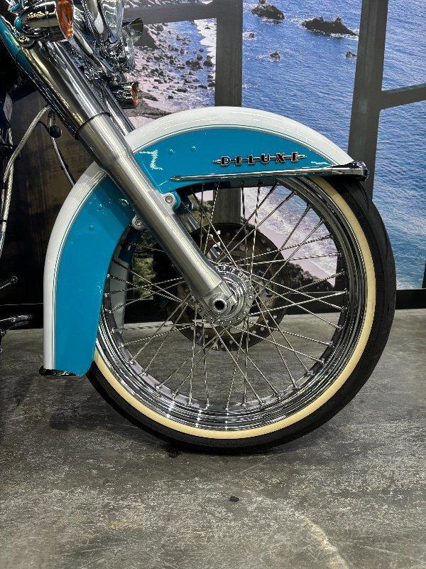 2016 HARLEY-DAVIDSON FLSTN SOFTAIL DELUXE CRUISER