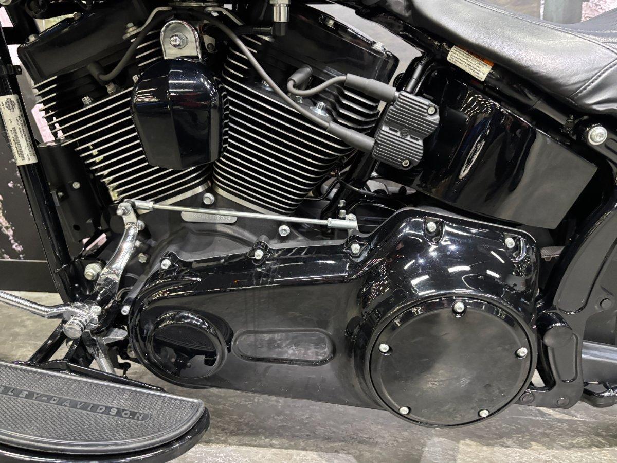 2017 HARLEY-DAVIDSON FLSS SOFTAIL SLIM S CRUISER