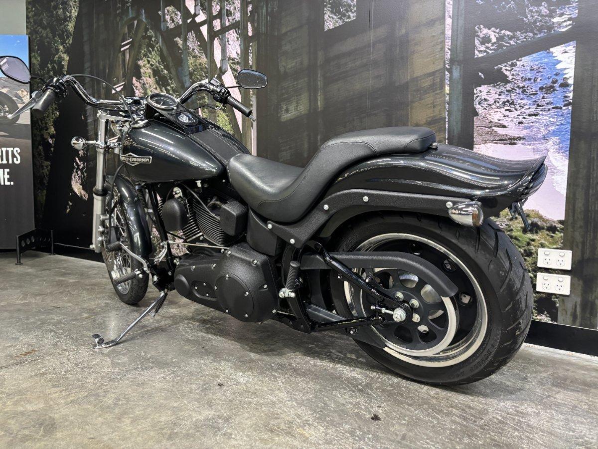 2006 HARLEY-DAVIDSON FXSTB NIGHT TRAIN CRUISER