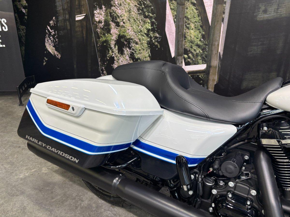 2021 HARLEY-DAVIDSON FLHXS STREET GLIDE SPECIAL CRUISER