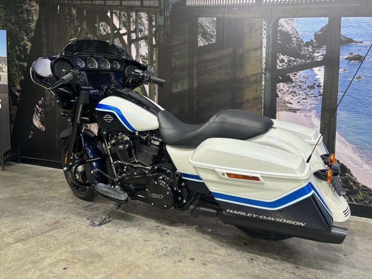 2021 HARLEY-DAVIDSON FLHXS STREET GLIDE SPECIAL CRUISER