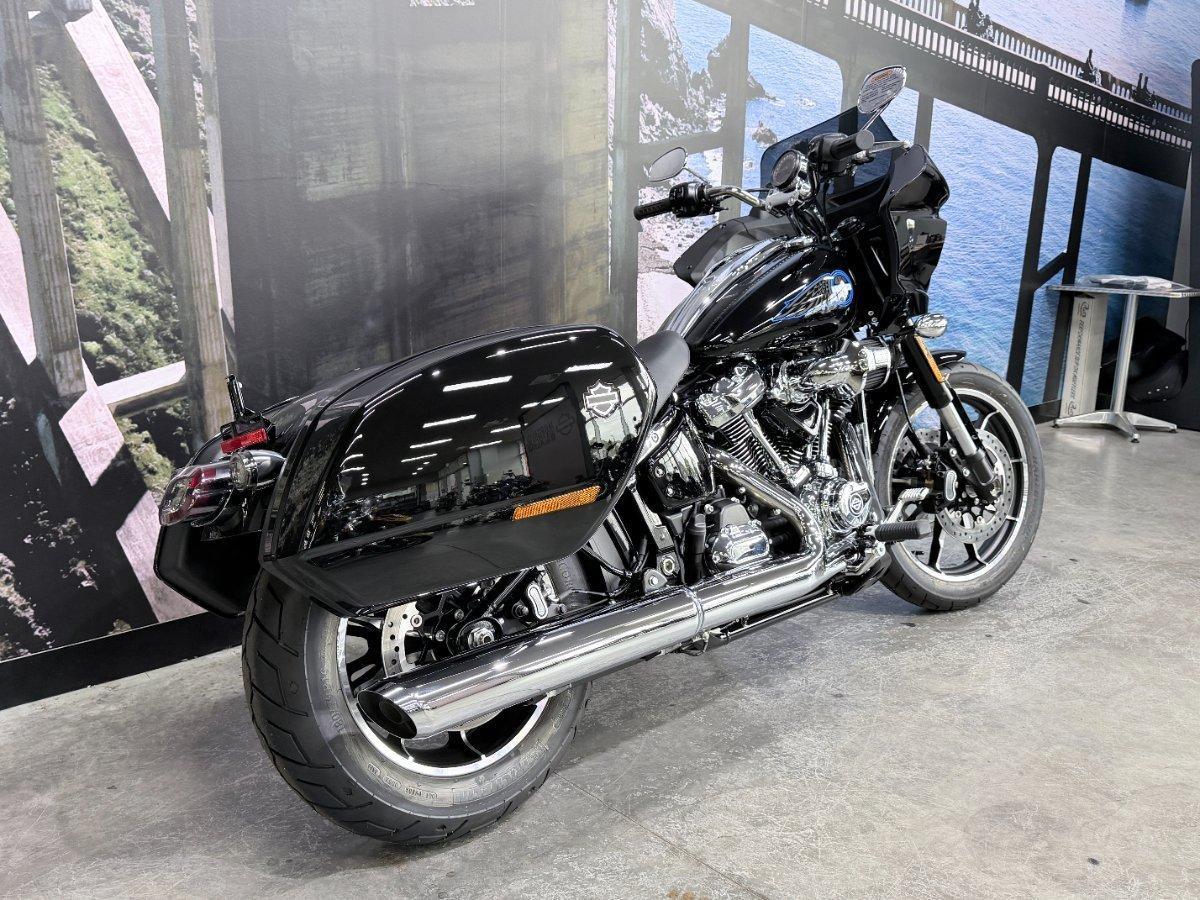 2026 HARLEY-DAVIDSON FXLRST LOW RIDER ST (117) CRUISER