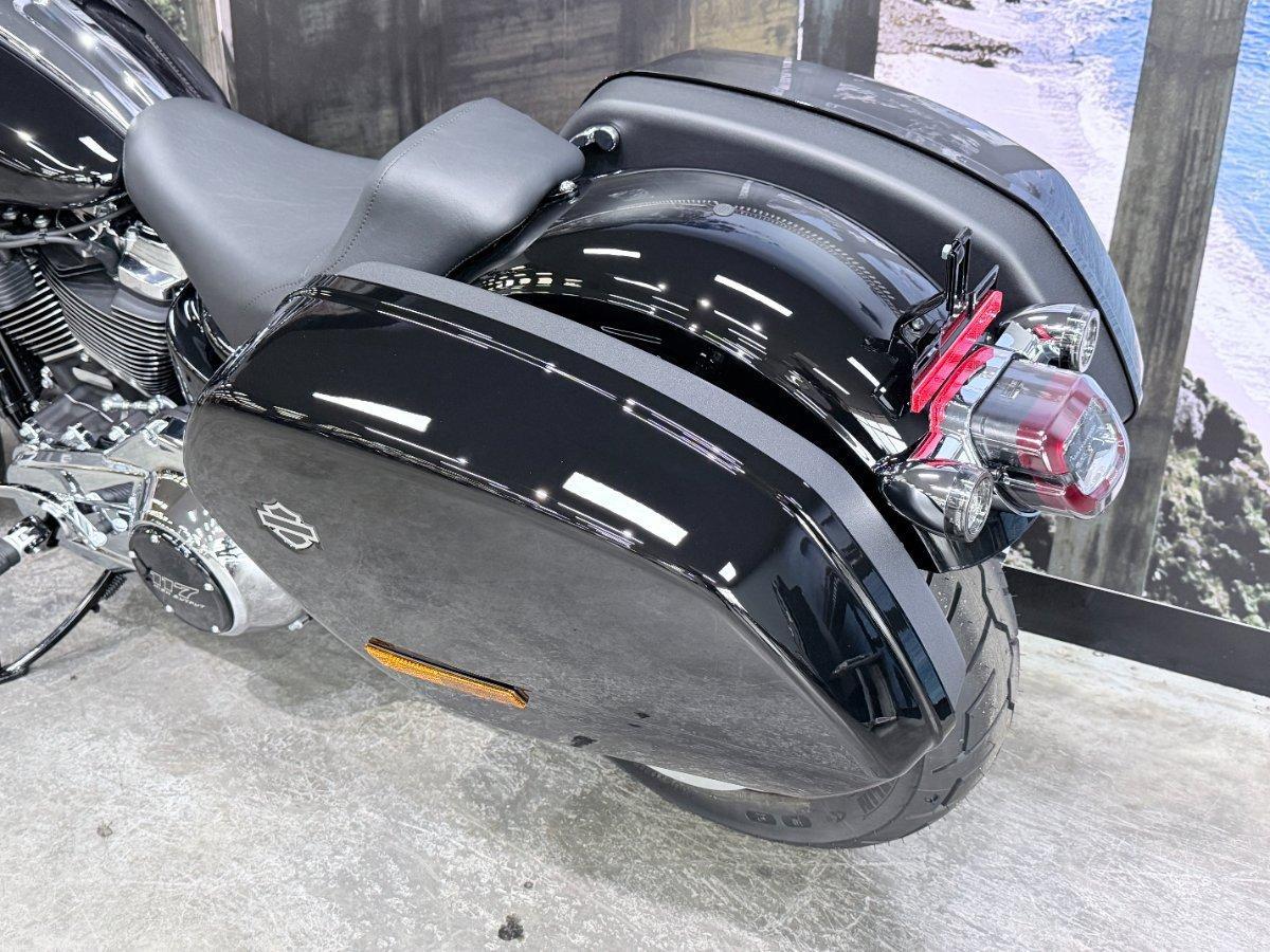 2026 HARLEY-DAVIDSON FXLRST LOW RIDER ST (117) CRUISER