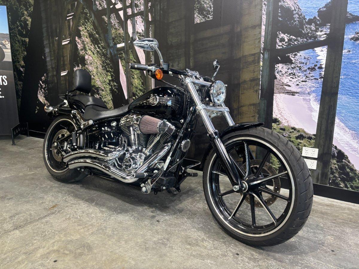 2014 HARLEY-DAVIDSON FXSB SOFTAIL BREAKOUT CRUISER
