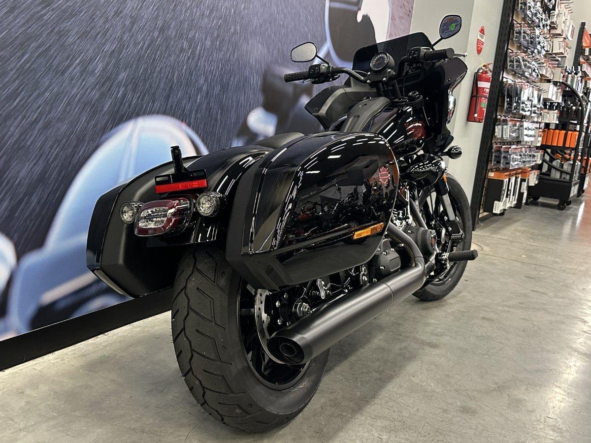 2026 HARLEY-DAVIDSON FXLRST LOW RIDER ST (117) CRUISER
