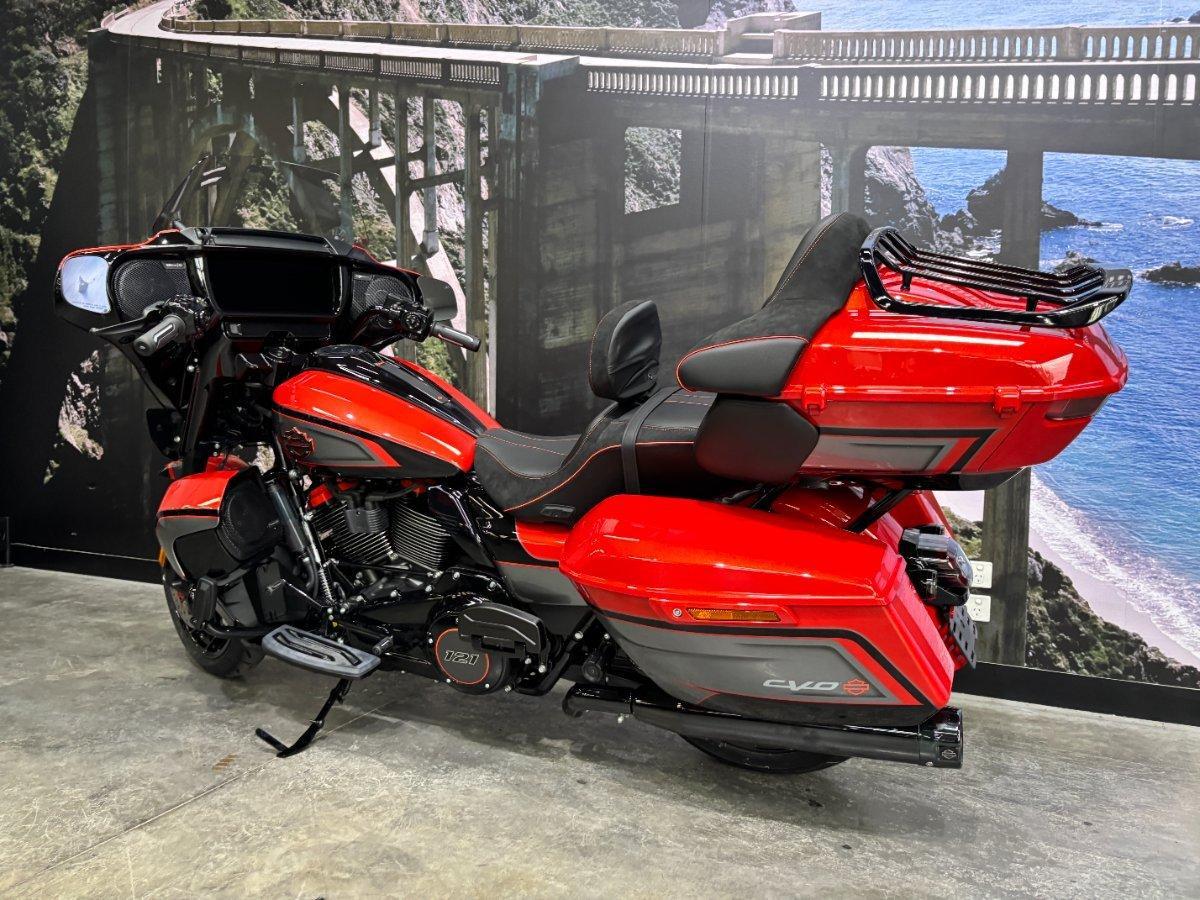 2026 HARLEY-DAVIDSON FLHXLSE CVO STR GLIDE LTD(121) CRUISER