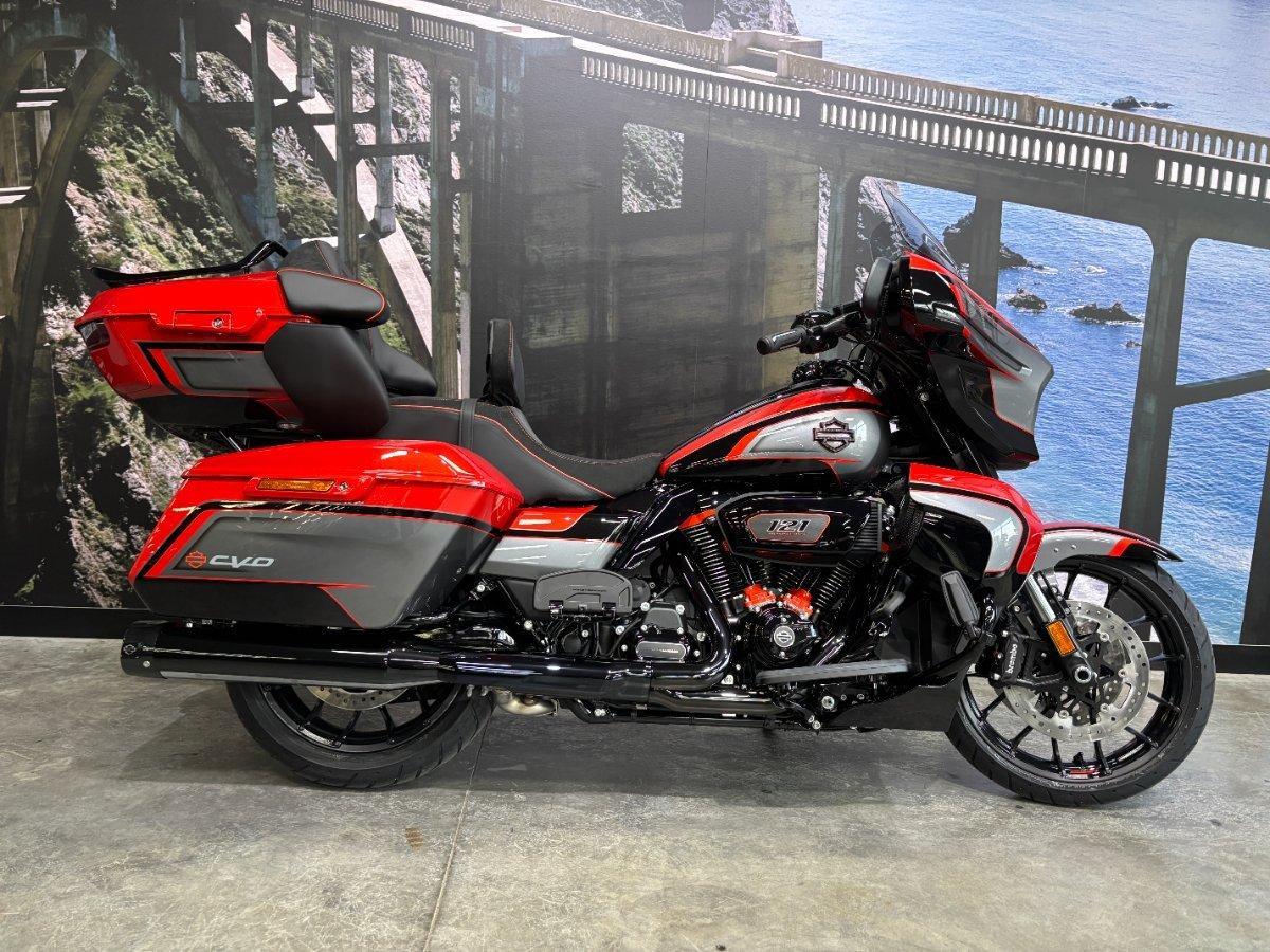 2026 HARLEY-DAVIDSON FLHXLSE CVO STR GLIDE LTD(121) CRUISER