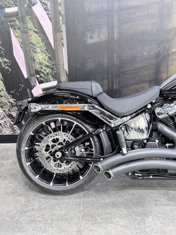 2026 HARLEY-DAVIDSON FXBR BREAKOUT (117) CRUISER
