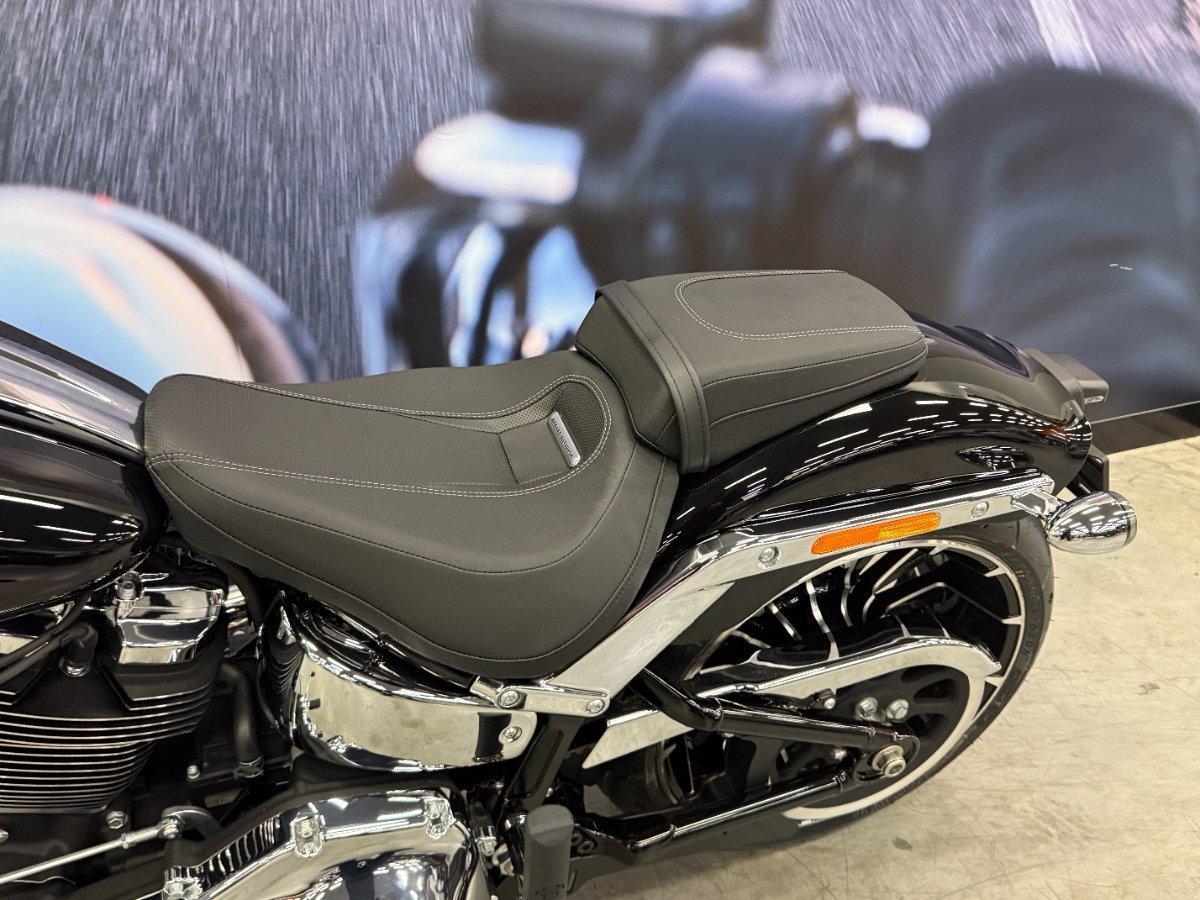 2026 HARLEY-DAVIDSON FXBR BREAKOUT (117) CRUISER