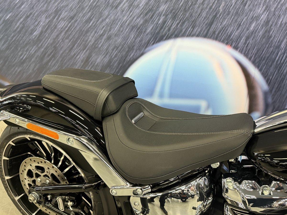 2026 HARLEY-DAVIDSON FXBR BREAKOUT (117) CRUISER