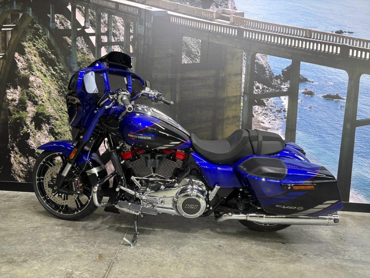 2025 HARLEY-DAVIDSON FLHXSE CVO STREET GLIDE (121) TOURER