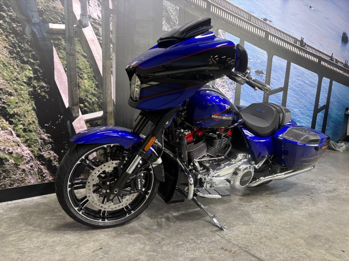 2025 HARLEY-DAVIDSON FLHXSE CVO STREET GLIDE (121) TOURER