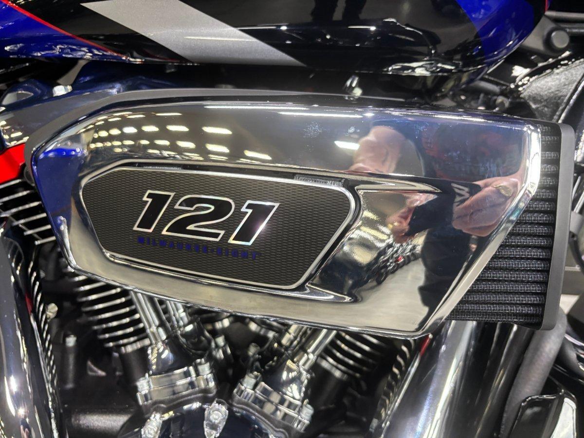 2025 HARLEY-DAVIDSON FLHXSE CVO STREET GLIDE (121) TOURER