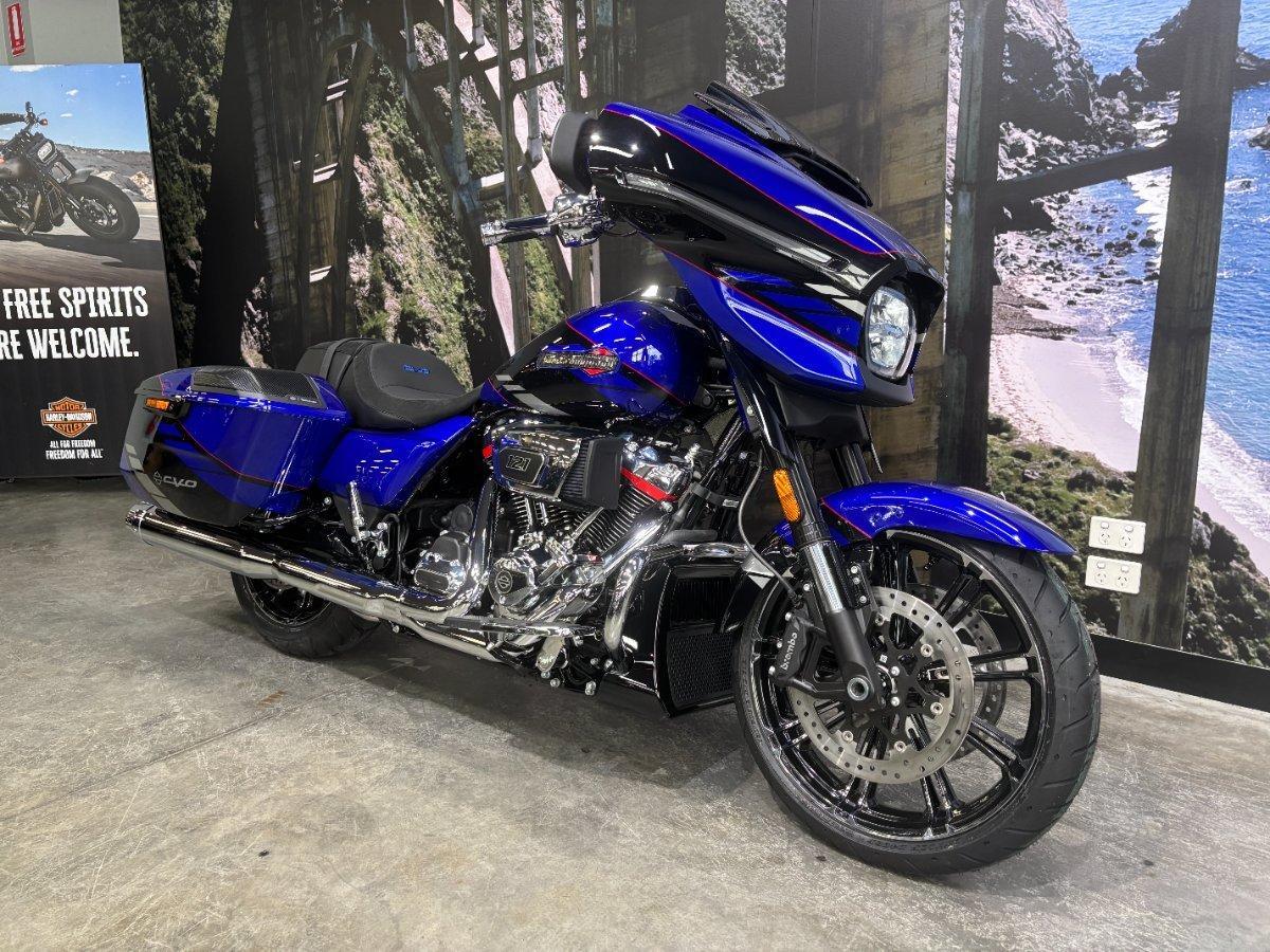 2025 HARLEY-DAVIDSON FLHXSE CVO STREET GLIDE (121) TOURER
