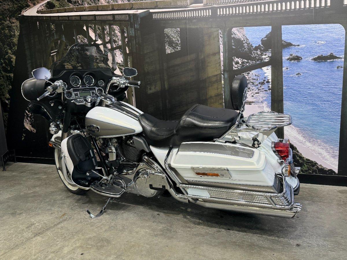 2009 HARLEY-DAVIDSON FLHTCU ULTRA CLASSIC E/GLIDE CRUISER