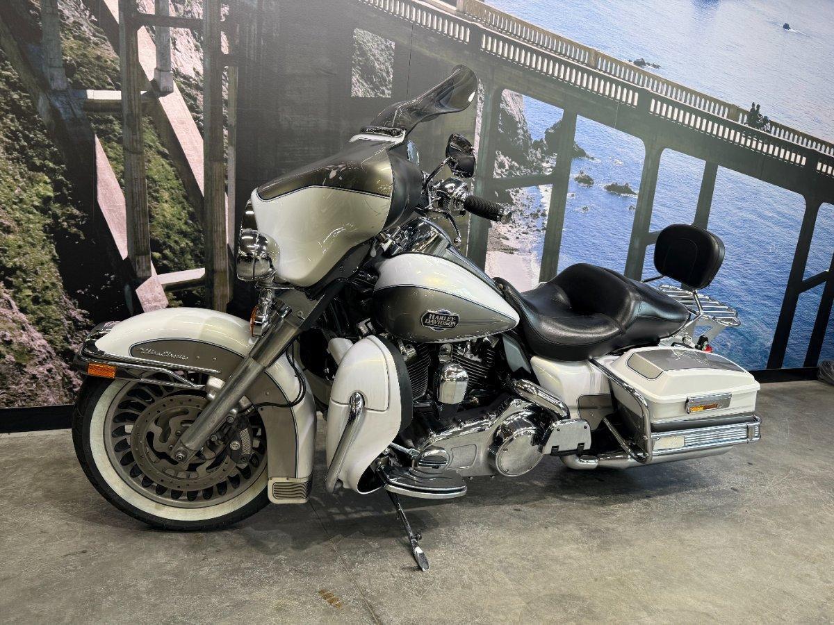 2009 HARLEY-DAVIDSON FLHTCU ULTRA CLASSIC E/GLIDE CRUISER