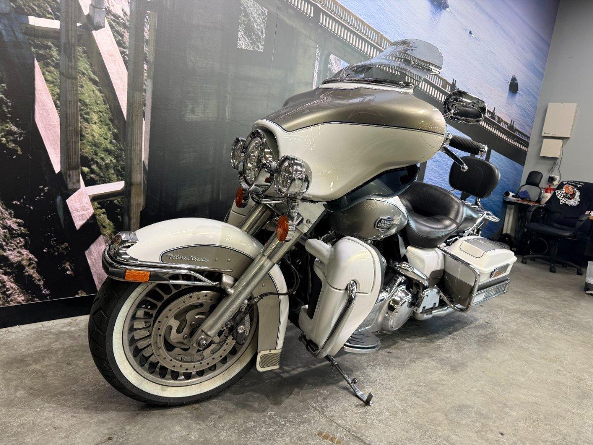2009 HARLEY-DAVIDSON FLHTCU ULTRA CLASSIC E/GLIDE CRUISER