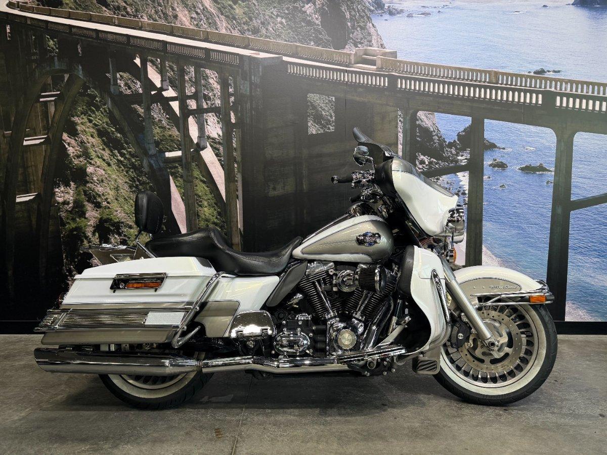 2009 HARLEY-DAVIDSON FLHTCU ULTRA CLASSIC E/GLIDE CRUISER