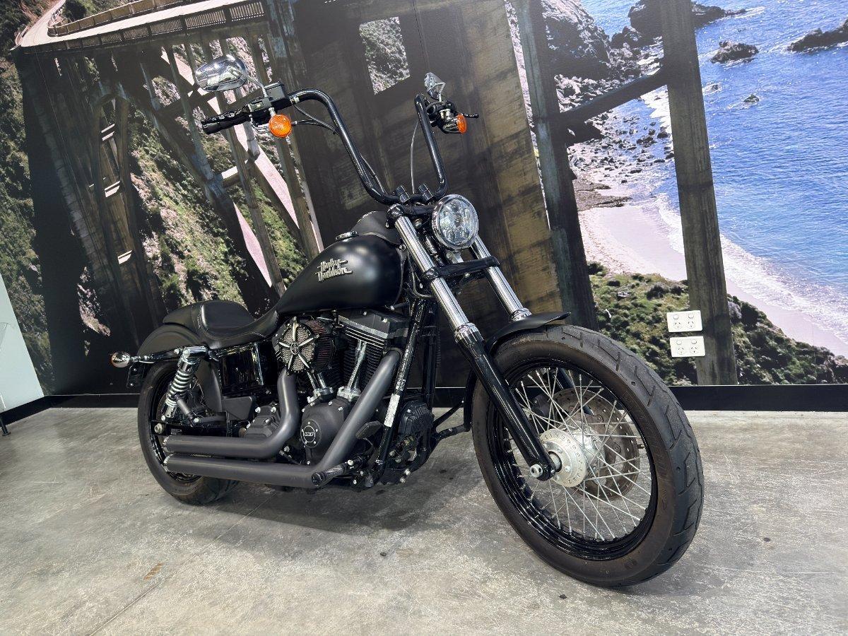 2016 HARLEY-DAVIDSON FXDB STREET BOB CRUISER