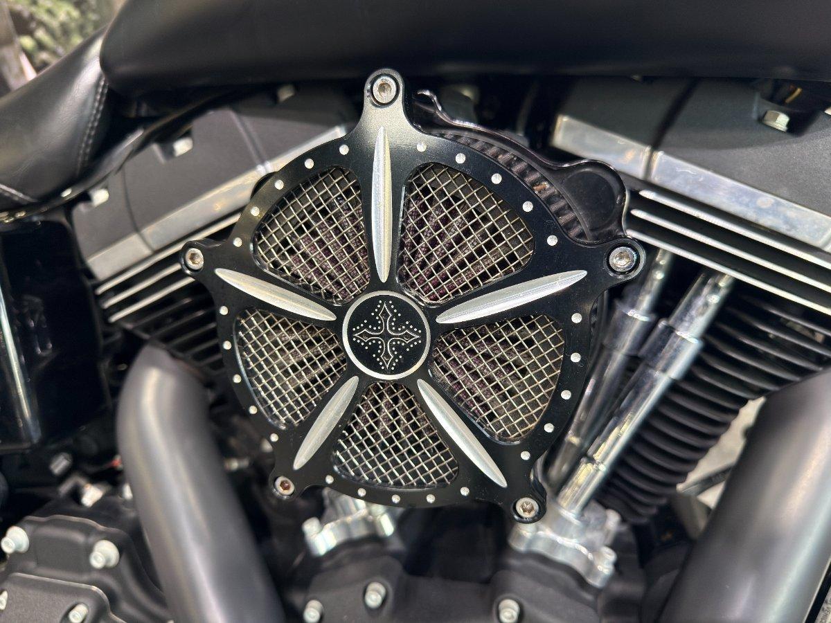 2016 HARLEY-DAVIDSON FXDB STREET BOB CRUISER