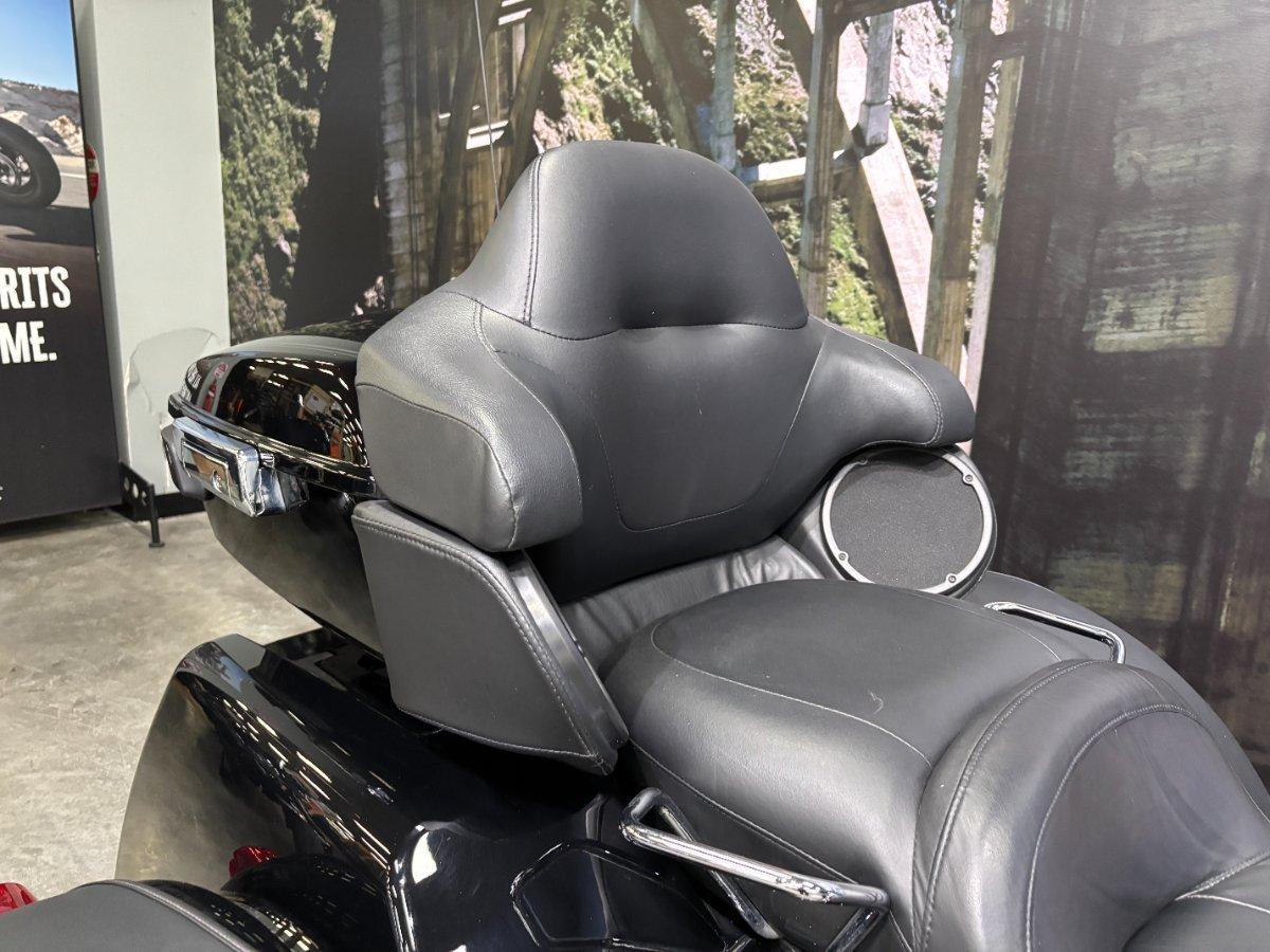 2024 HARLEY-DAVIDSON FLHTCUTG TRI GLIDE U/CLC 114 TRIKE