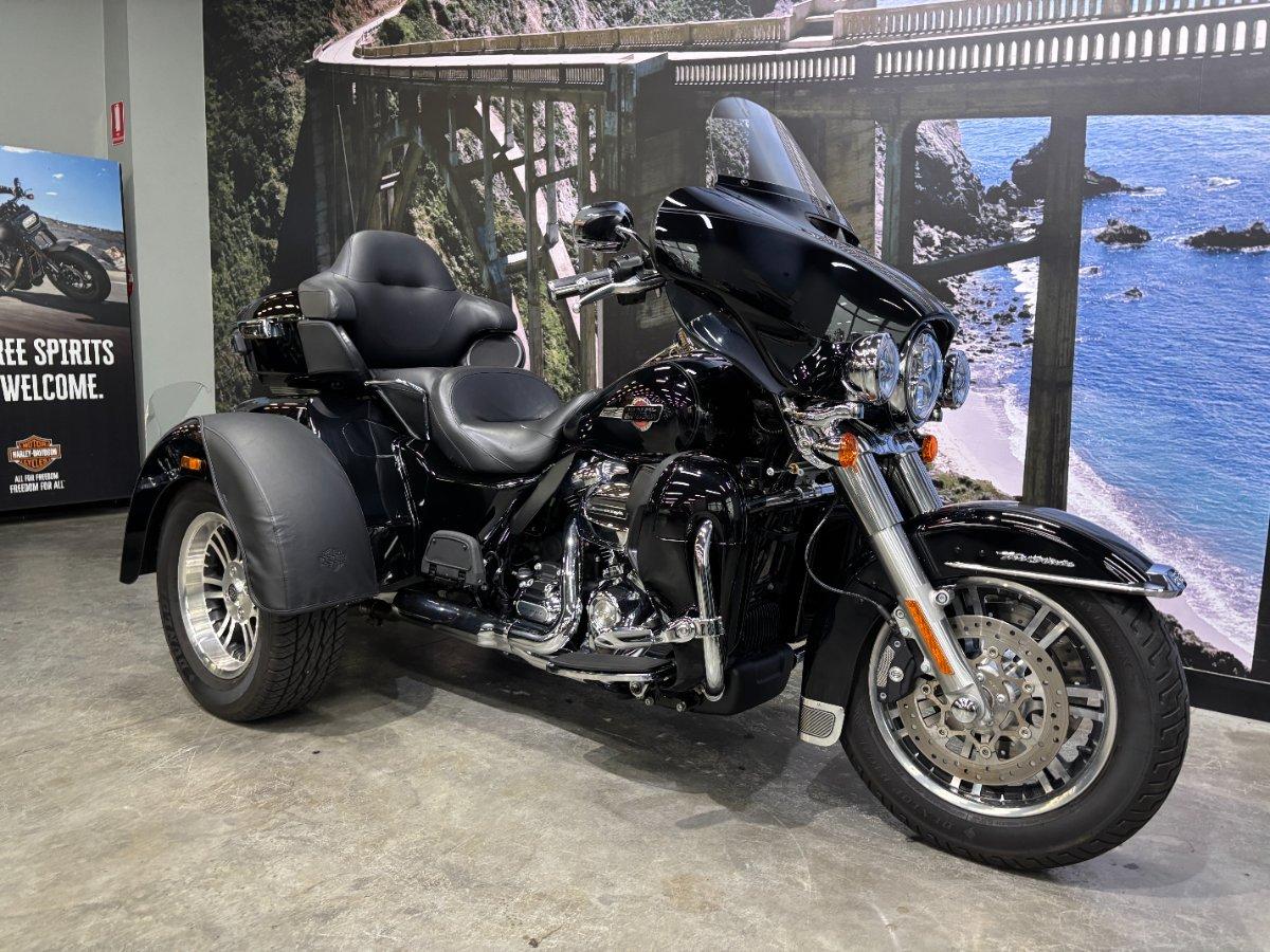 2024 HARLEY-DAVIDSON FLHTCUTG TRI GLIDE U/CLC 114 TRIKE