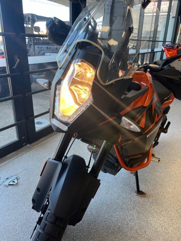 2016 KTM 1050 ADVENTURE DUAL SPORTS