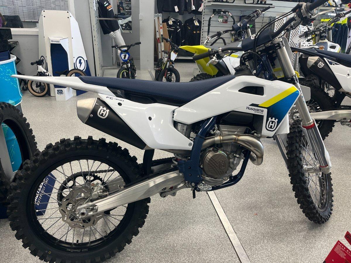 2025 HUSQVARNA FC350 MOTOCROSS