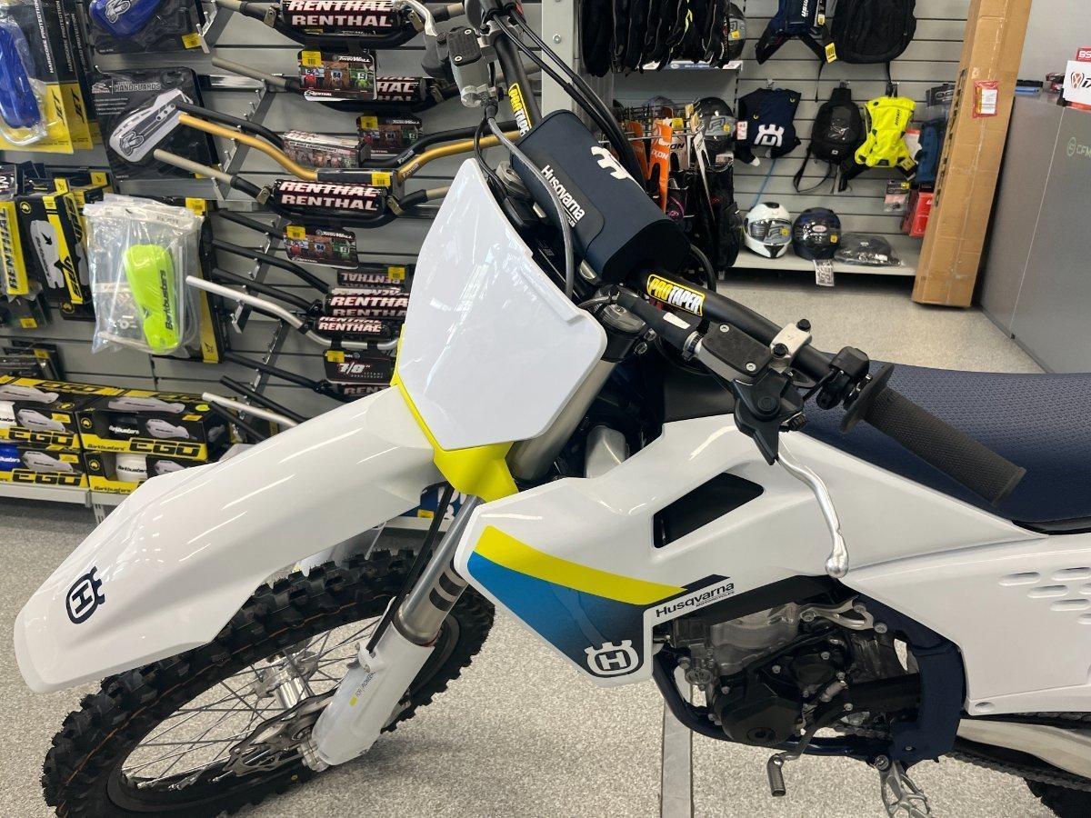 2025 HUSQVARNA FC350 MOTOCROSS