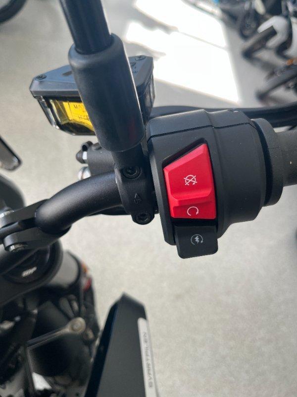2024 HUSQVARNA SVARTPILEN 801 ROAD